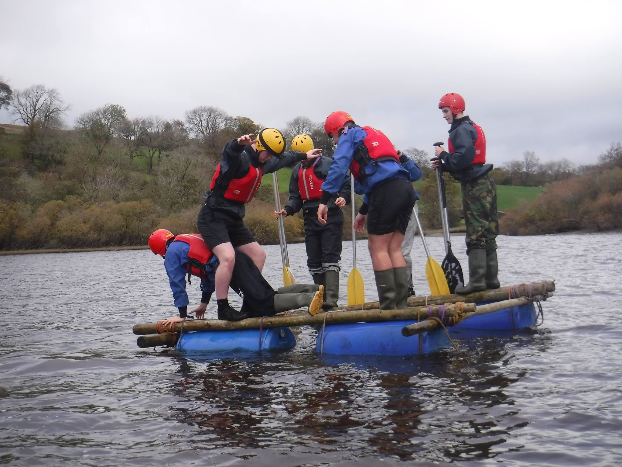 Raft Building Tips And Tricks At Ronald Pearsall Blog